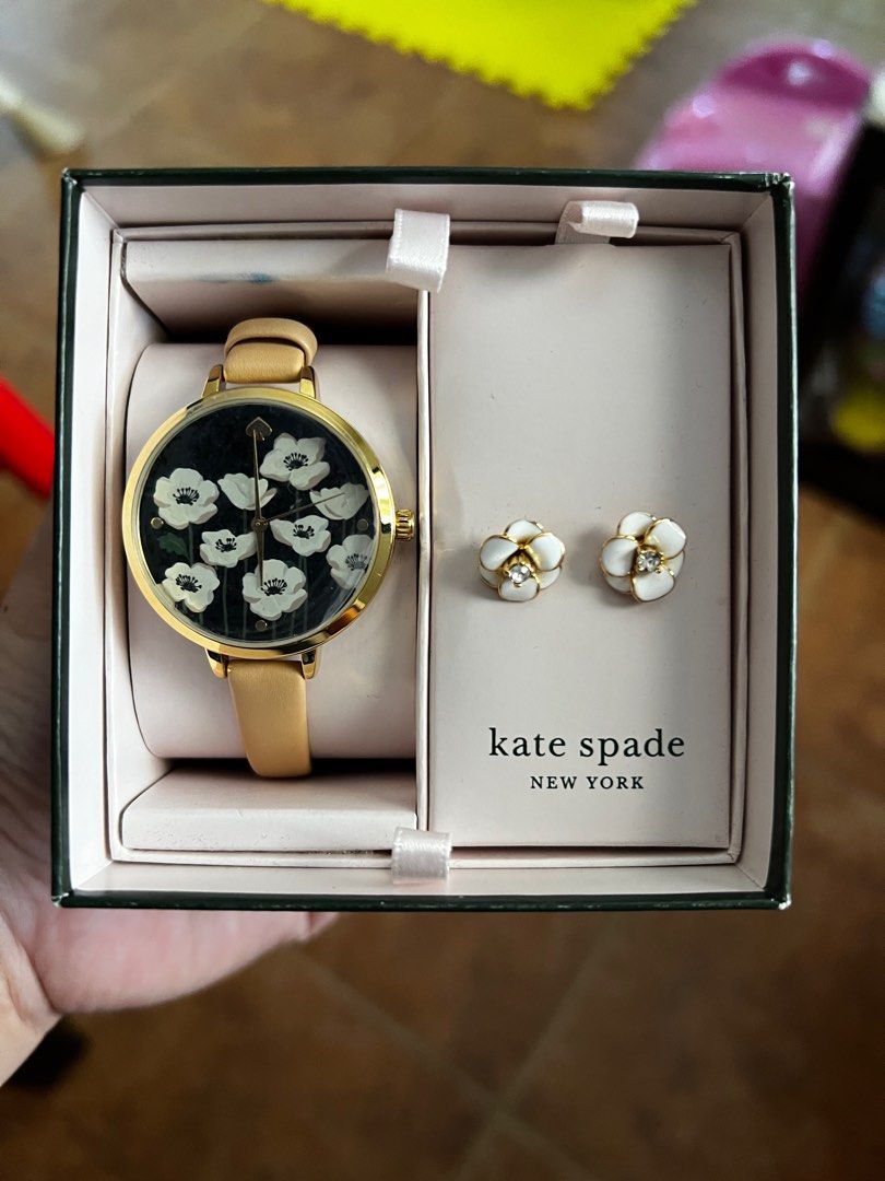 Kate Spade Floral Watch and Earring set Women s Fashion Watches Accessories Watches on Carousell