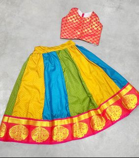 (Category: ) located in . Submitted by riga_silks (Listing ID 1325084503, Image 1). Description: .