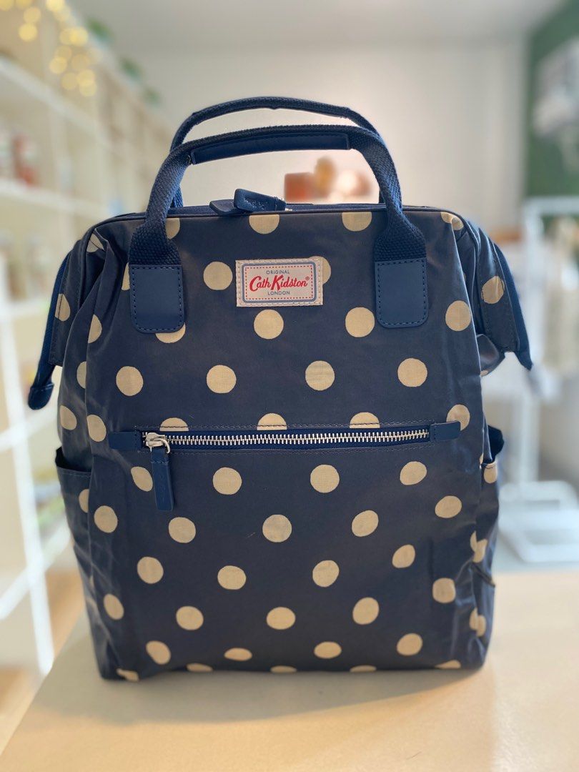 Button spot frame backpack cheap