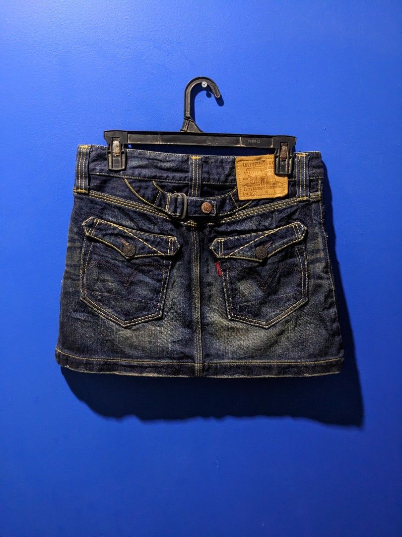 LEVI STRAUSS CO. SAN FRANCISCO.CAL ORIGINAL RIVETED QUALITY CLOTHING TRADE MARK PATENTED MAY 201373 Every Garment Guaranteed Lot 959 WL
