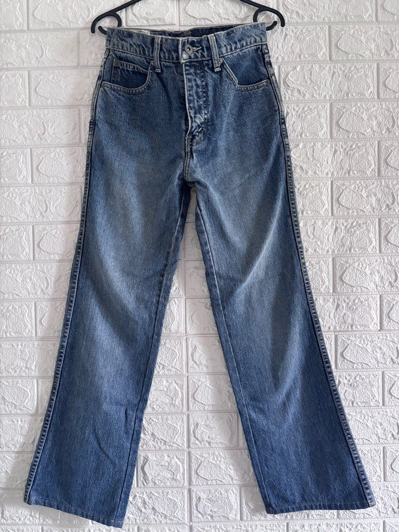 Levis 24 size cheap