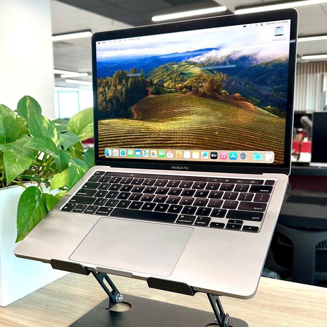 Carousell Macbook Pro 2020 M1 512gb MacBook Pro 13-inch, M1