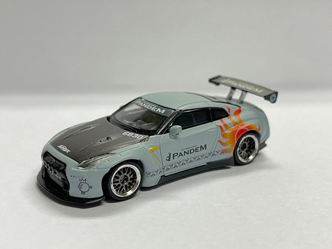 か*ー様 MINI GT No.99 GT-R malataw fighter MINI GT 1/64 Pandem Nissan GTR (R35) ROCAF Malataw Fighter