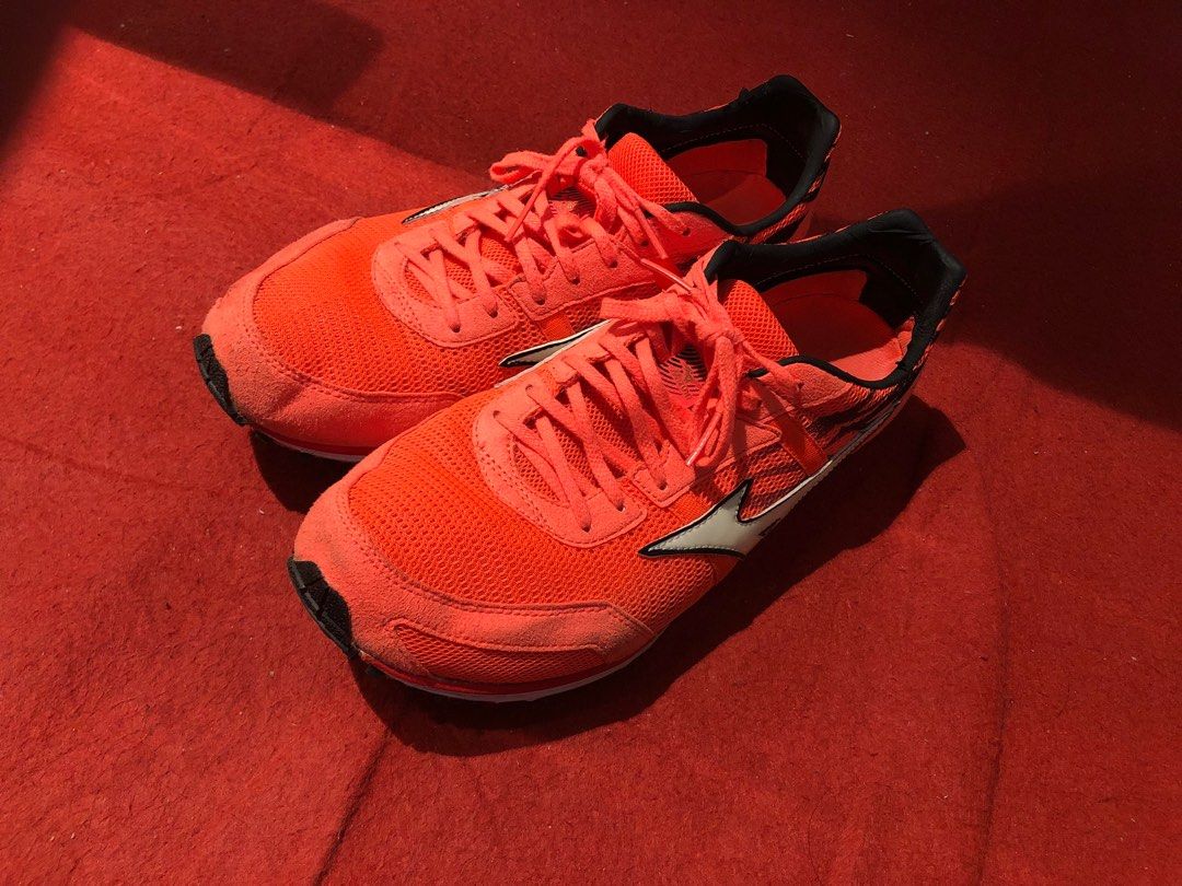 Mizuno wave cruise Carousell