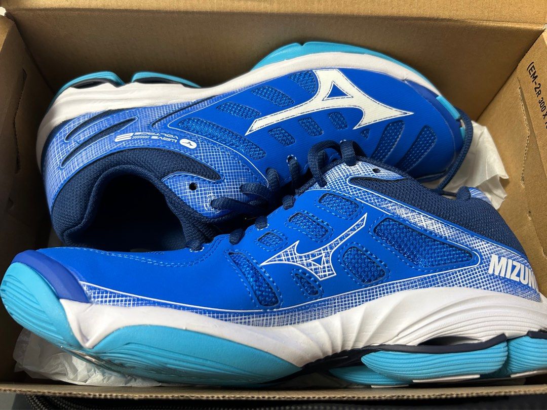 Mizuno WAVE VOLTAGE 2 Carousell
