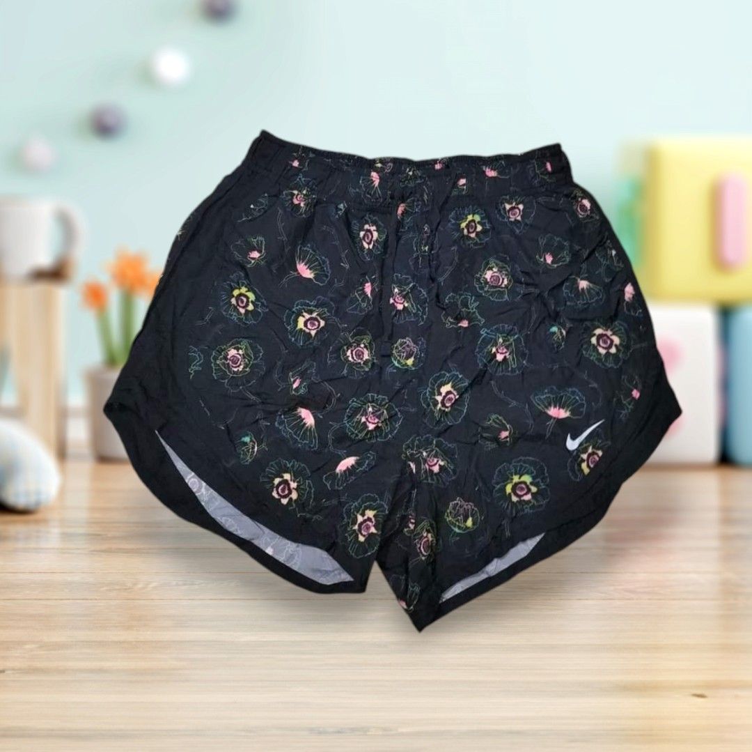 Nike tempo floral shorts discount