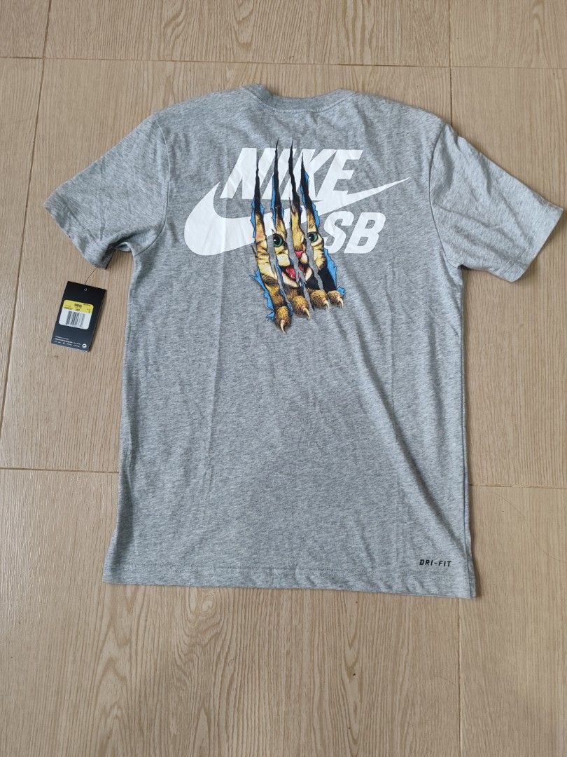 NIKE SB DRIFIT SKATEBOARD SHIRT (Category: Tshirts & Polo Shirts ) located in Baguio. Submitted by herbie08 (Listing ID 1325030029, Image 3). Description: NIKE SB DRIFIT SKATEBOARD SHIRT size small no issues BRAND NEW condition with hang tag.