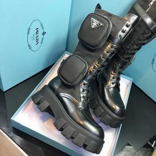 (Category: ) located in . Submitted by tiffany_company (Listing ID 1325102198, Image 1). Description: .