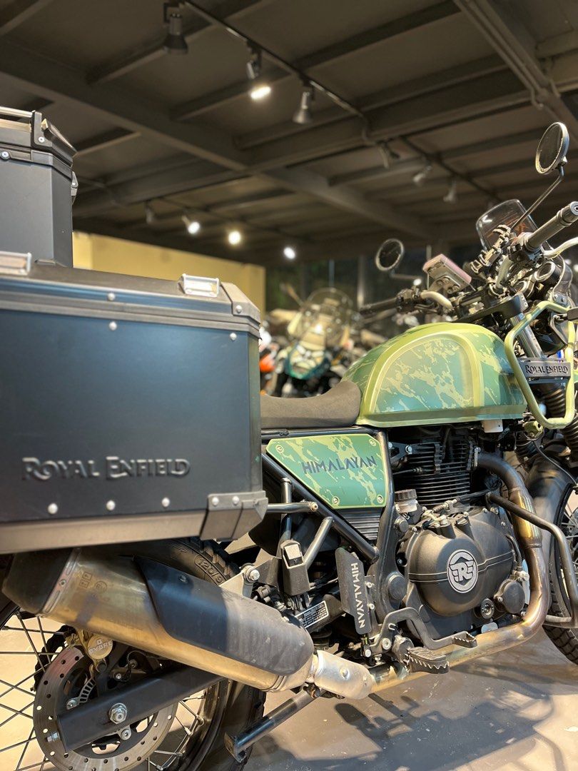 Pre owned himalayan top