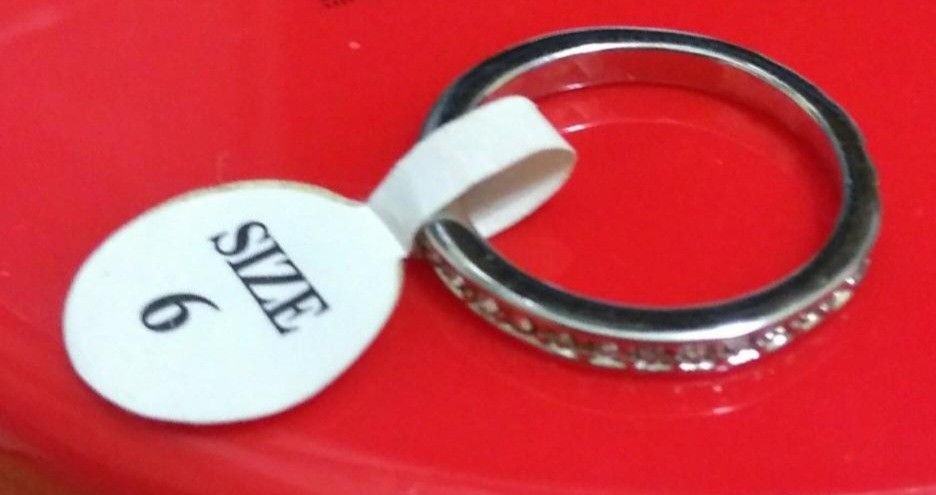 Ring （分類：戒指）位於 Hong Kong。 由 winand 提交（商品編號 1324928337，圖片 3）。簡介： 。