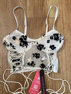(Category: ) located in . Submitted by nenshaaa (Listing ID 1324983880, Image 1). Description: .