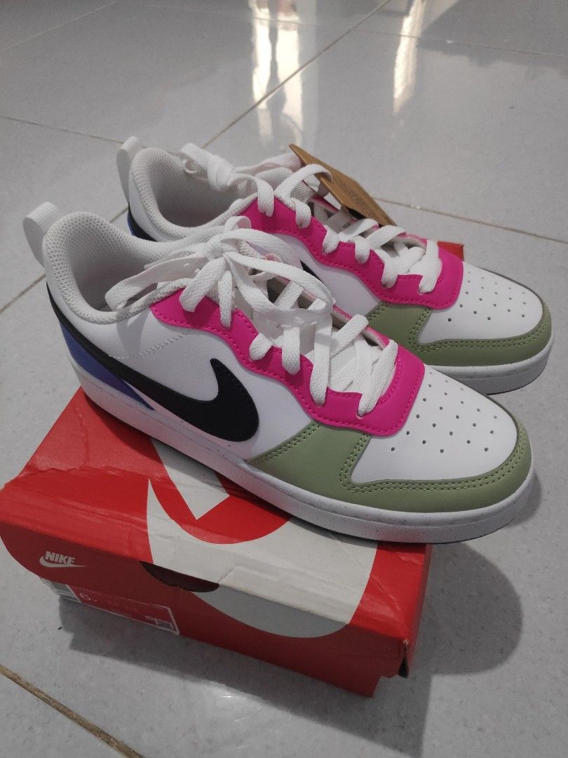 Sneaker nike wanita hot sale