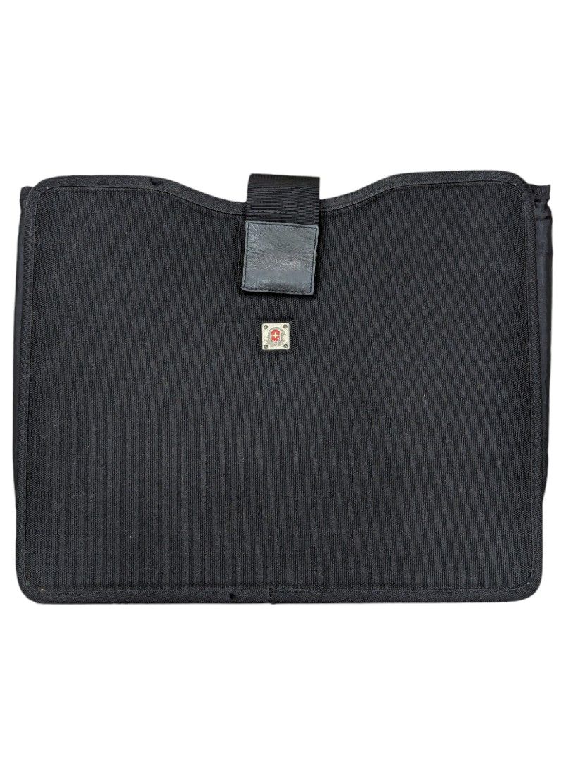 Victorinox CS2 Cross Suspension Black Computer Laptop Sleeve Case Men s Fashion Bags Briefcases on Carousell