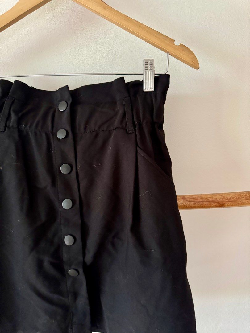 Zara Black Buttoned High Waisted Skirt S (Category: Skirts) located in Quezon City. Submitted by kgshops (Listing ID 1324996407, Image 2). Description: Brand new with tags Zara black high waisted skirt with button details and belt loops. Garterised stretchy waist. Size small. Buy 3 items get 1 free Buy 5 items get 2 free Payment via BPI or GCASH.