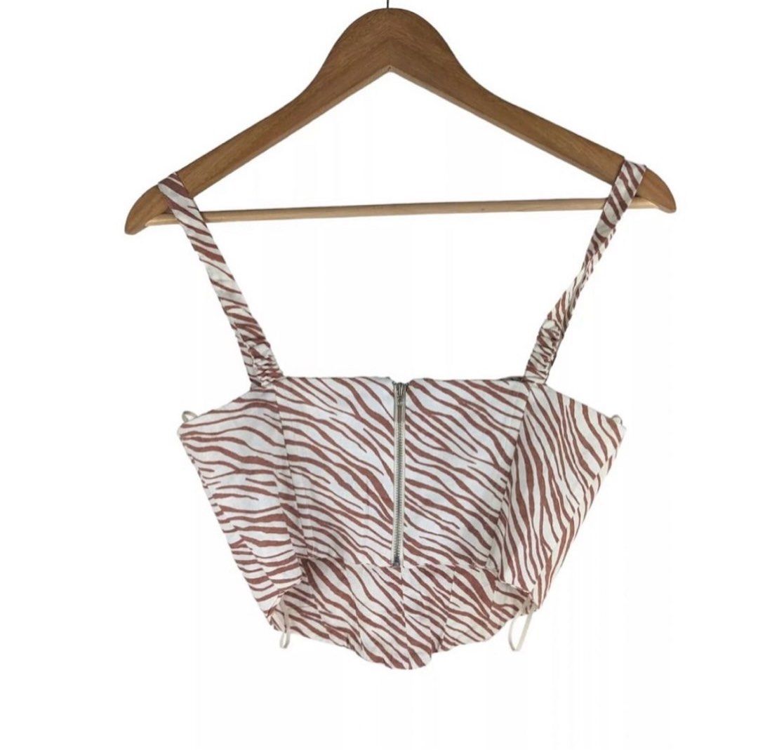 Zara Zebra Print Corset Top (Category: Others Tops) located in Manila. Submitted by weekndlabel (Listing ID 1325076044, Image 3). Description: .