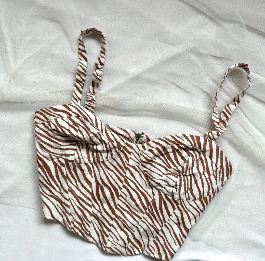 Zara Zebra Print Corset Top (Category: Others Tops) located in Manila. Submitted by weekndlabel (Listing ID 1325076044, Image 1). Description: .