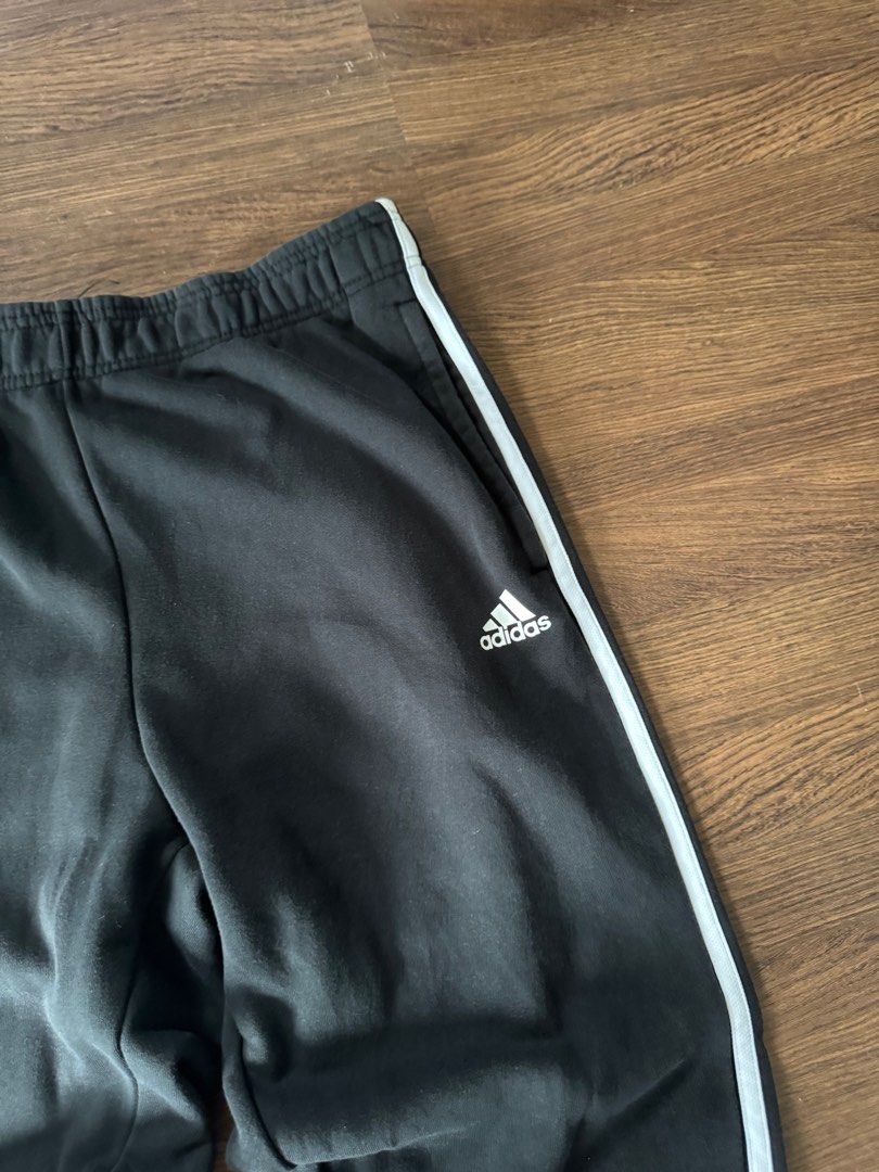 Adidas joggers (Category: Joggers) located in Binan City. Submitted by luckythriffs (Listing ID 1325112084, Image 2). Description: Adidas joggers Condition: 9/10 Issues: none ~Dimes~ (XL) on tag Length: 39” Waist: 32-34.