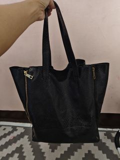 (Kategori: ) berada di . Dikirim oleh ref.preloved (ID iklan 1325194731, Gambar 1). Deskripsi: .
