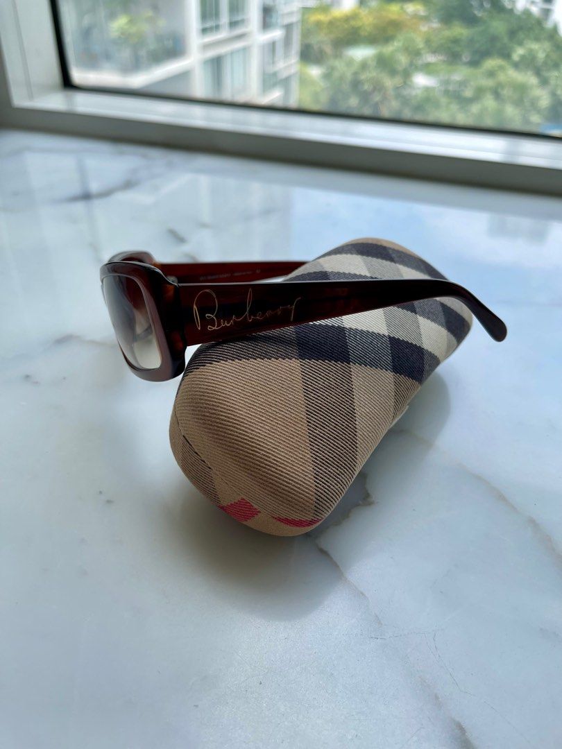 Authentic Burberry women s sunglasses