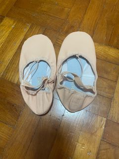 (Category: ) located in . Submitted by shoppingspreelovers (Listing ID 1325252049, Image 1). Description: .