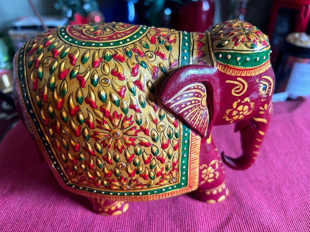 Decorating (Category: Other Home Decor) located in Singapore. Submitted by rainbow1202 (Listing ID 1325112285, Image 3). Description: Home decor for new house good luck . Or can give as gift . .