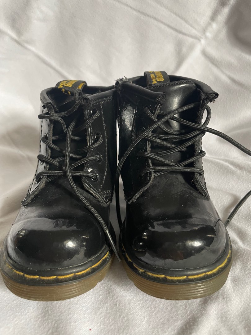 Kid doc martens boots discount
