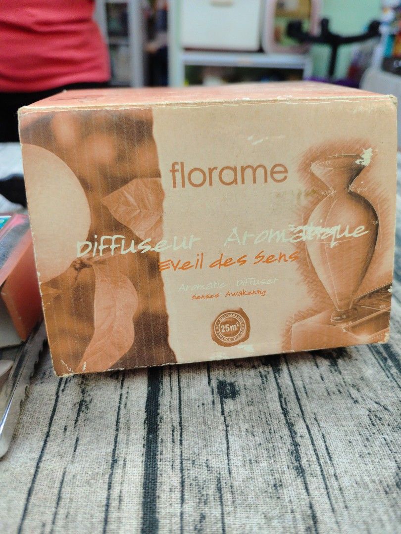 Florame diffuser （分類：家居香薰）位於 Hong Kong。 由 loserk 提交（商品編號 1325228067，圖片 1）。簡介： 中古香薰擴香機。