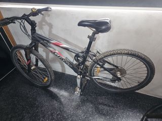 (Category: ) located in . Submitted by wheelskinz.sg (Listing ID 1325170313, Image 1). Description: .