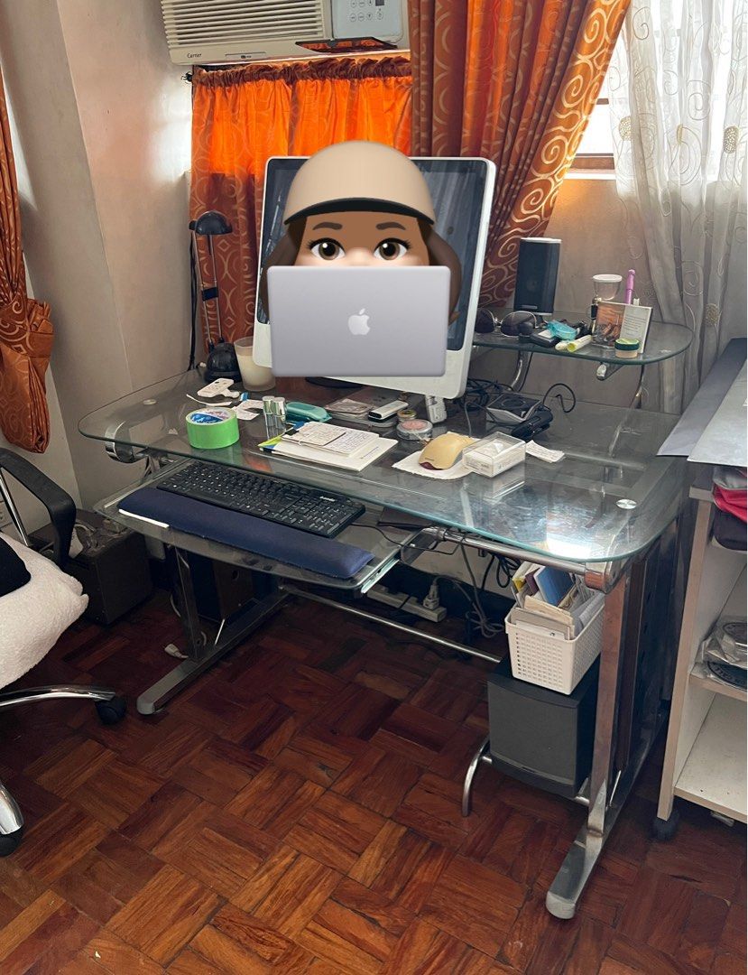 Glass Computer Table (Category: Desktops) located in Makati City. Submitted by girlstuff101 (Listing ID 1325218841, Image 2). Description: Glass Computer Table No flaws ✨.