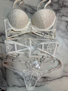 (Category: ) located in . Submitted by jeehlane.1 (Listing ID 1325228319, Image 1). Description: .