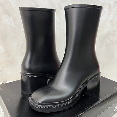 INC Everett Rain Boots (Chloe Betty Boots Dupe) (Category: Boots) located in Cabanatuan. Submitted by emanden (Listing ID 1325261991, Image 1). Description: Used twice only .