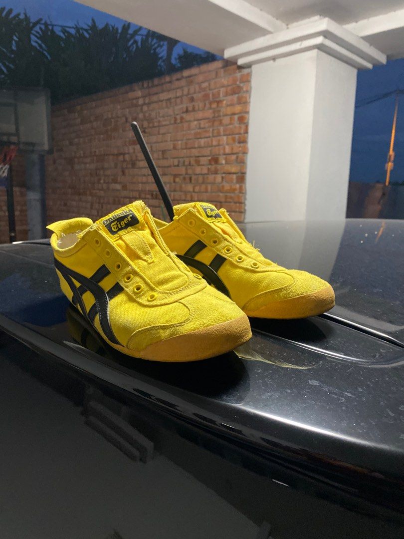 Kasut onitsuka tiger top