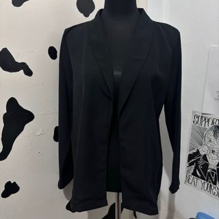 (Category: ) located in . Submitted by aint.trash_thrift (Listing ID 1325207579, Image 1). Description: .