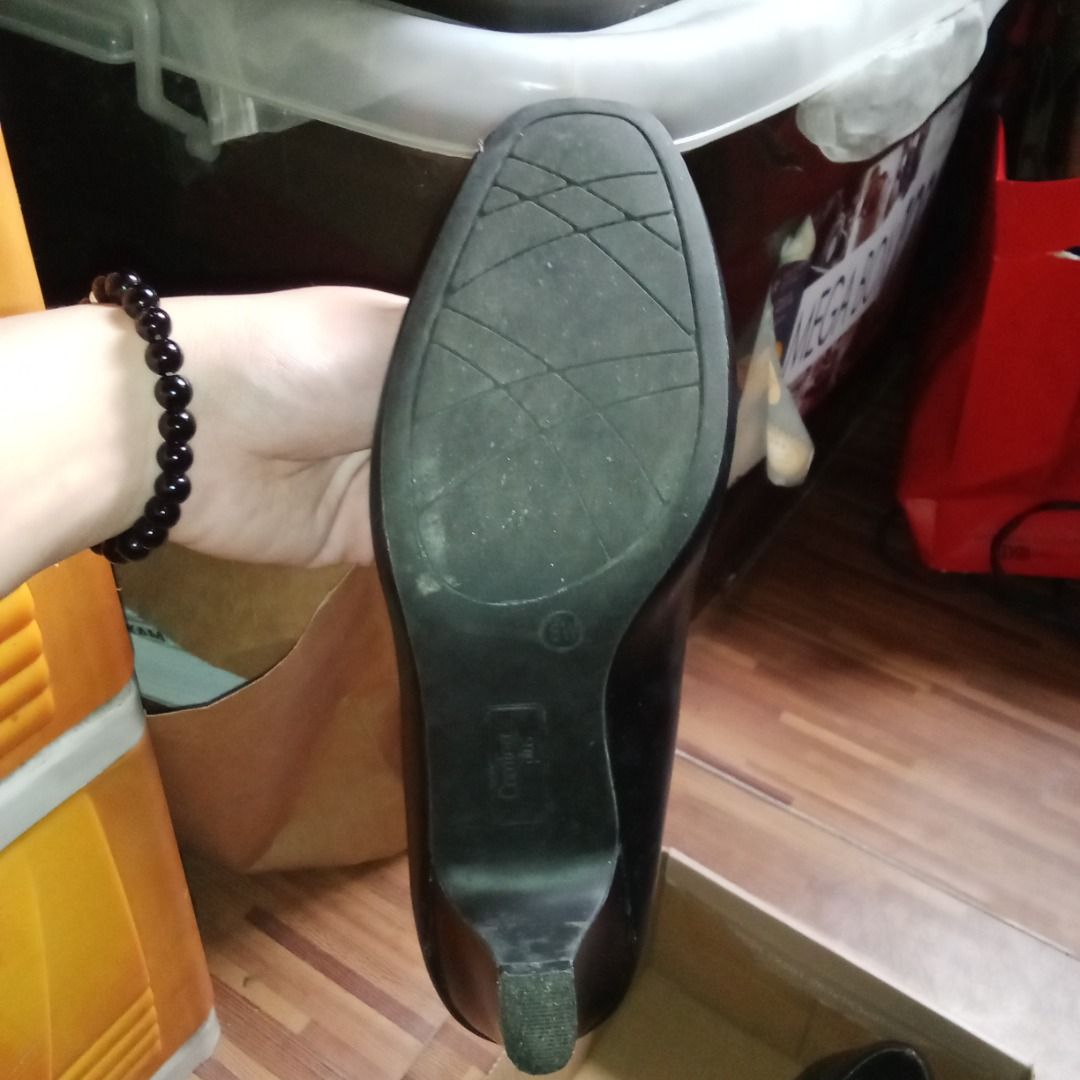 Payless wide heels top