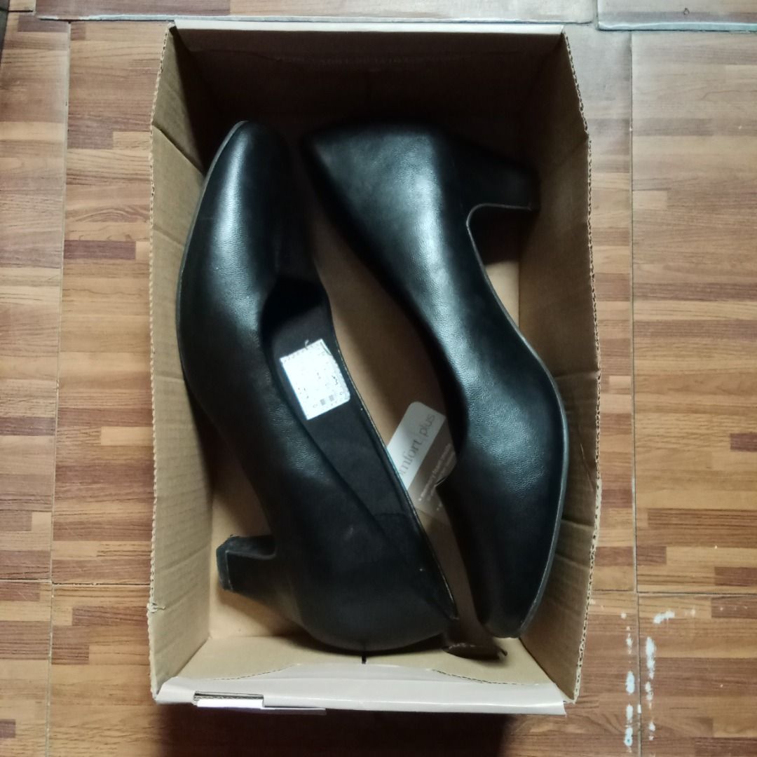 Payless Comfort Plus Women s Wide Width Janis Pump WITH BOX