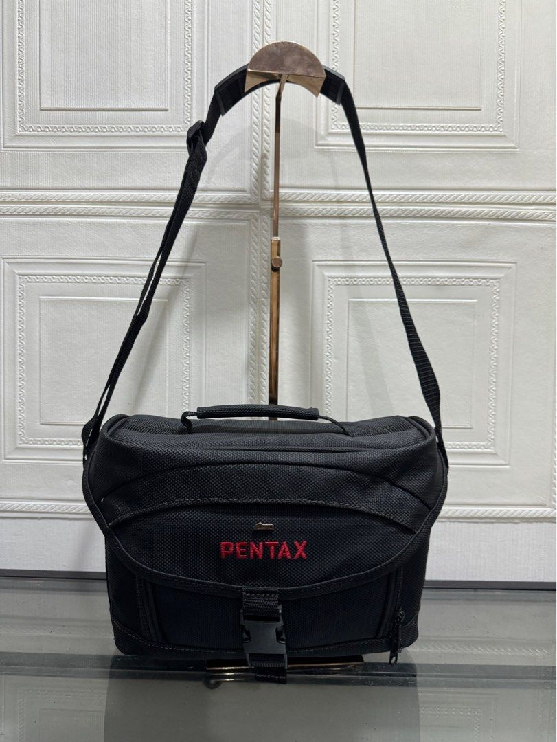 Pentax camera bag (Category: Camera Bags & Carriers) located in Rizal. Submitted by houseofbell (Listing ID 1324874434, Image 1). Description: .