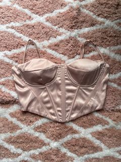 (Category: ) located in . Submitted by pinawears (Listing ID 1325139048, Image 1). Description: .