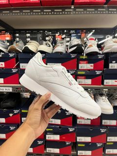 (Category: ) located in . Submitted by thrift.god (Listing ID 1325135150, Image 1). Description: .