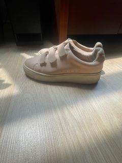 （分類：）位於 。 由 hannah.b.4 提交（商品編號 1325168840，圖片 1）。簡介： 。