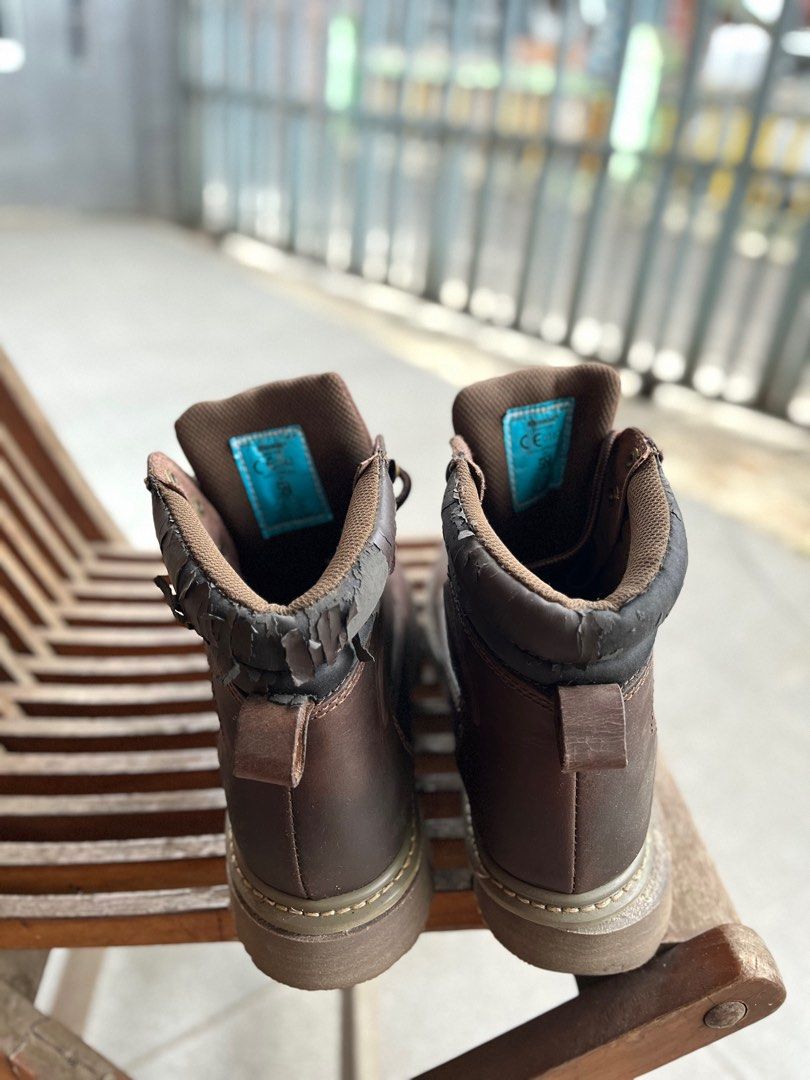 Safety boots krisbow store