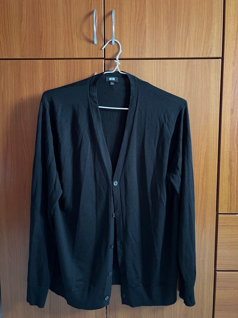 Uniqlo extra fine merino wool cardigan men new, Men's Fashion