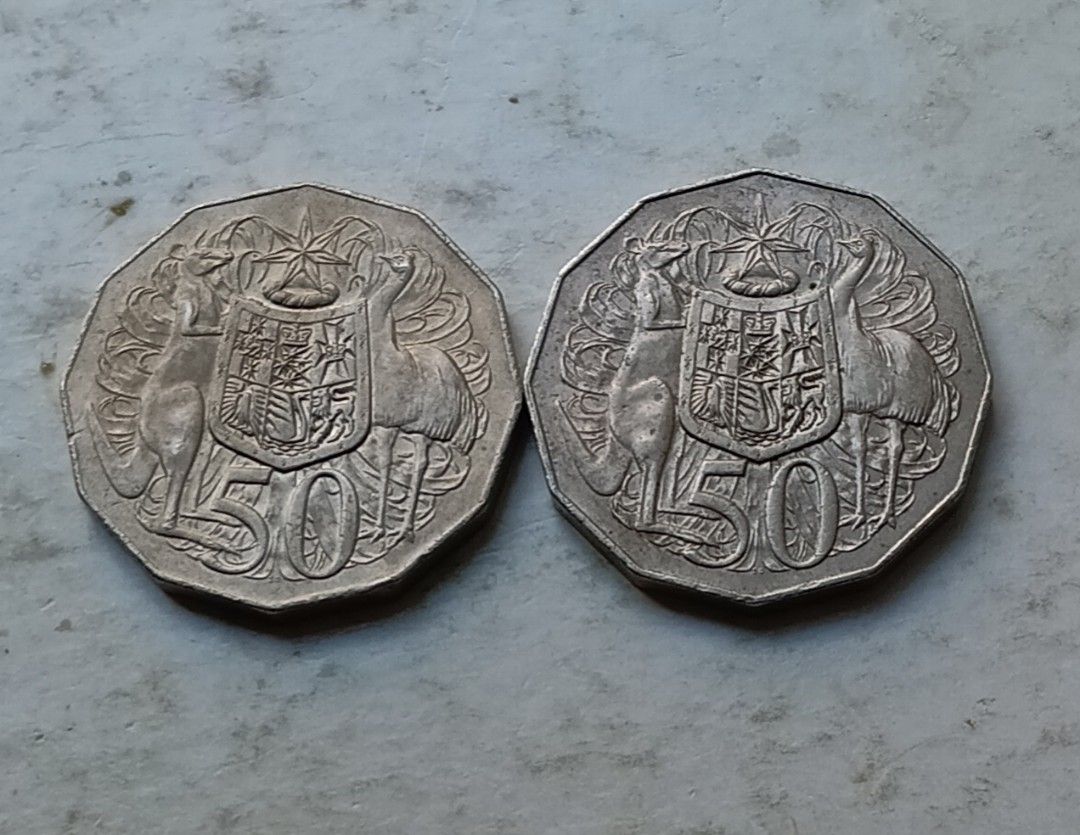 澳洲1978年50仙硬幣共2枚（品相實物如圖）, 興趣及遊戲, 收藏品及紀念品, 錢幣- Carousell