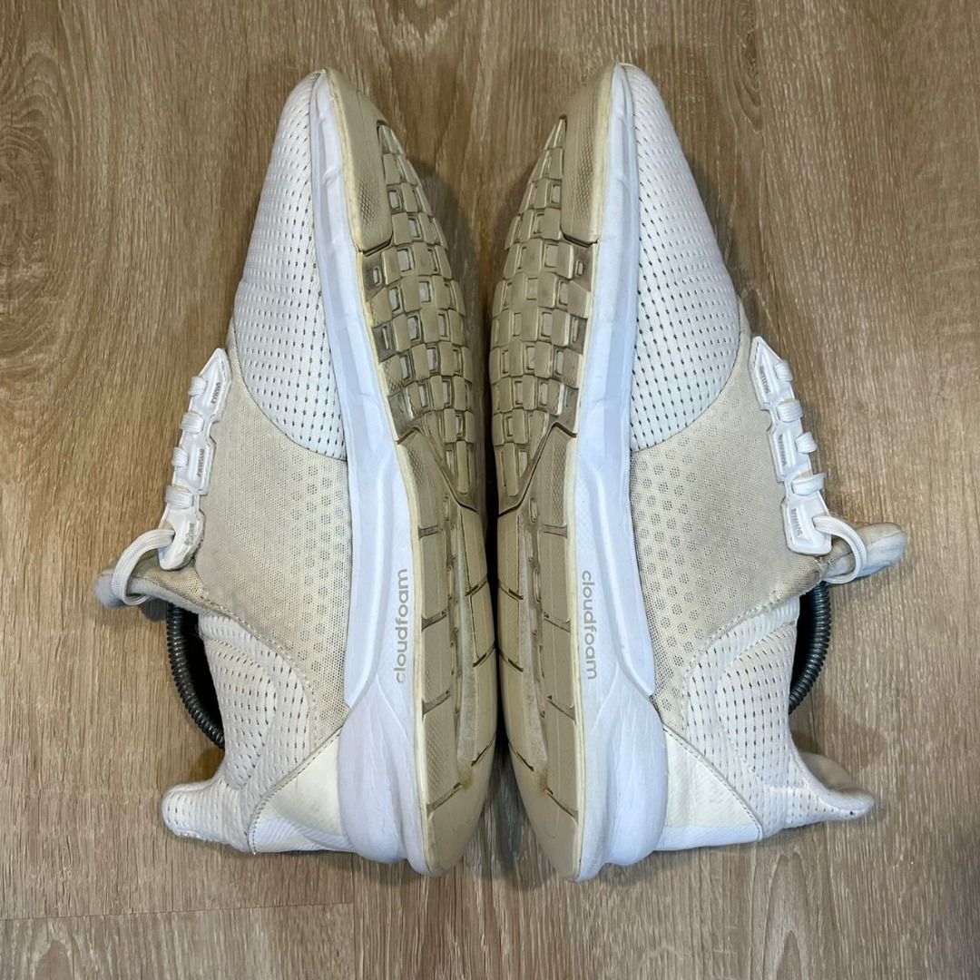 ADIDAS CLOUDFOAM WHITE 8.5UK Men s Fashion Footwear Sneakers on Carousell