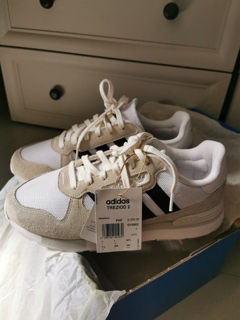Adidas Trezoid 2 (Category: Sneakers) located in Rizal. Submitted by kelsey0610 (Listing ID 1325332446, Image 2). Description: Adidas Trezoid 2.