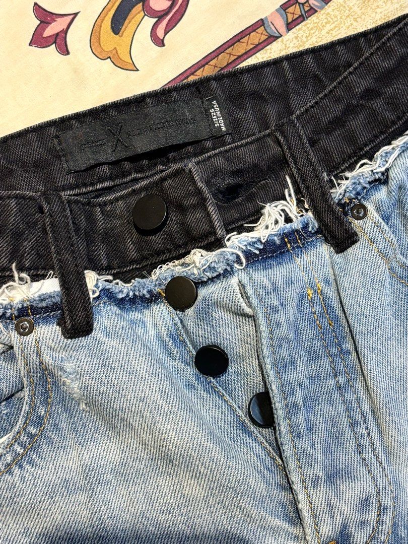 Alexander Wang pants (Category: Jeans) located in Makati City. Submitted by prelovedbysofiaa_ (Listing ID 1325361070, Image 1). Description: Fixed Price 💯 original/ authentic Personal Fave Used 3-4x only Waist size- 24-25 Open for meet up: 📍MAKATI 📍BGC 📍ayala malls manila bay 📍vito cruz.