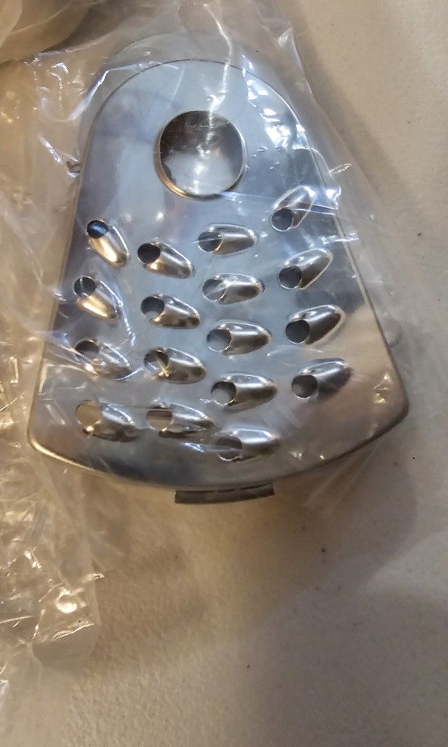 ARIETE ROBOMIX 2L FOOD PROCESSOR (Category: Cookware & Accessories) located in Cainta. Submitted by houseofseconds (Listing ID 1325397162, Image 2). Description: kept in my pantry.Decluttering.100% brandnew..