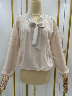 (Kategori: ) berada di . Dikirim oleh csheboutique (ID iklan 1325304718, Gambar 1). Deskripsi: .