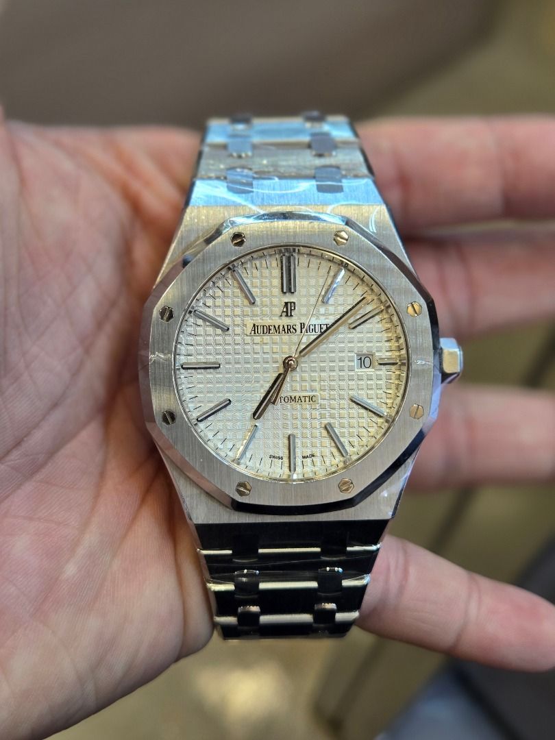 Audemars Piguet Royal Oak White 41mm 15400 15400ST AP RO ROO Luxury Watches on Carousell