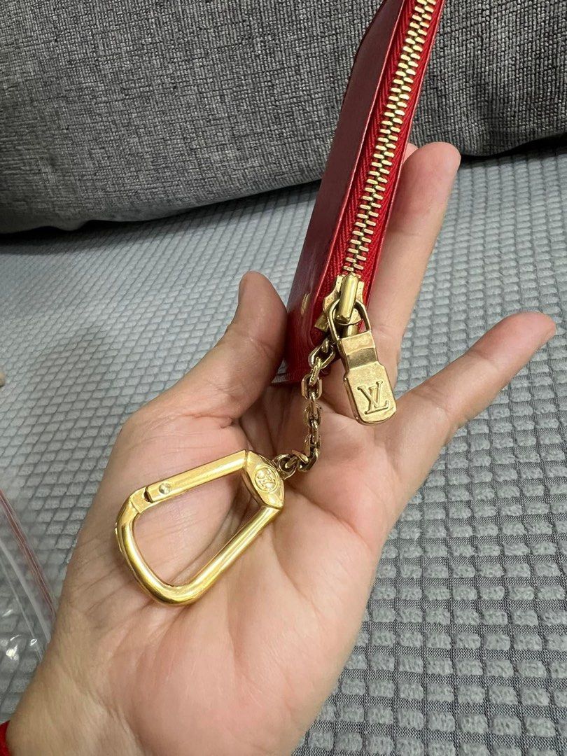 Authentic LV cles (Category: Luxury Bags & Wallets) located in Quezon City. Submitted by jhaediah (Listing ID 1325310538, Image 3). Description: orginal .