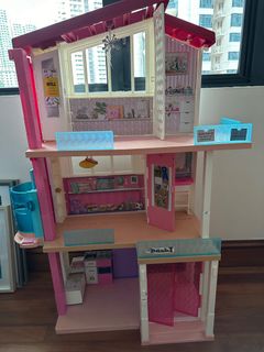 (Category: ) located in . Submitted by mauithedog (Listing ID 1325409021, Image 1). Description: .